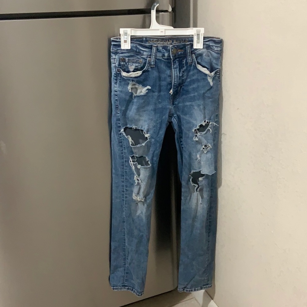 American eagle blue ripped jeans